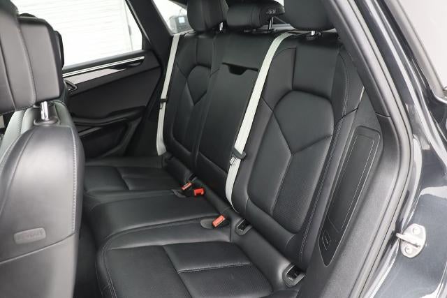 2018 Porsche Macan Base