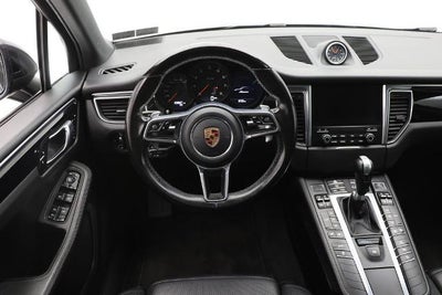 2018 Porsche Macan Base
