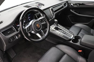 2018 Porsche Macan Base