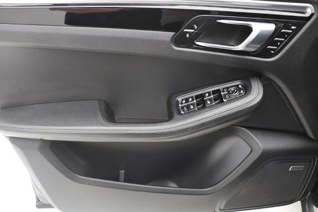 2018 Porsche Macan Base