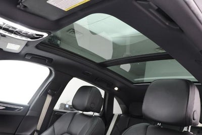 2018 Porsche Macan Base