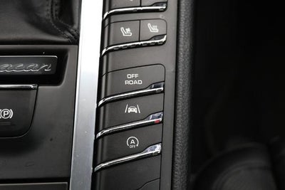 2018 Porsche Macan Base