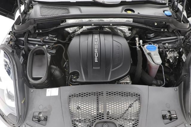 2018 Porsche Macan Base