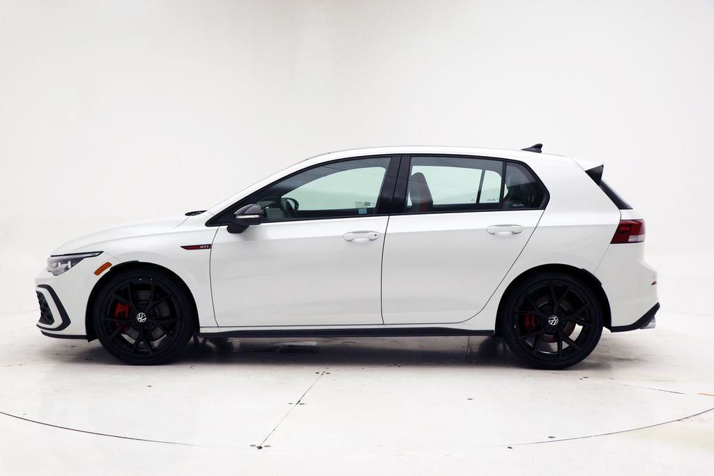2024 Volkswagen Golf GTI SE