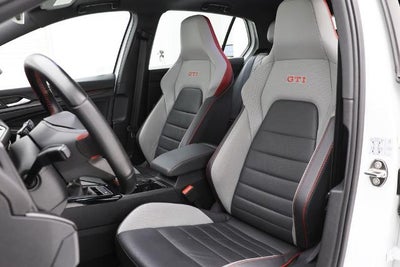 2024 Volkswagen Golf GTI SE