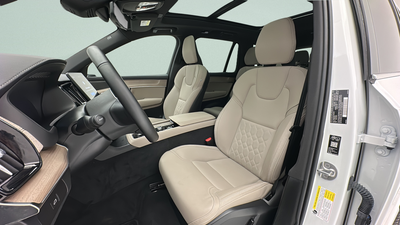 2026 Volvo XC90 B6 Plus 7-Seater