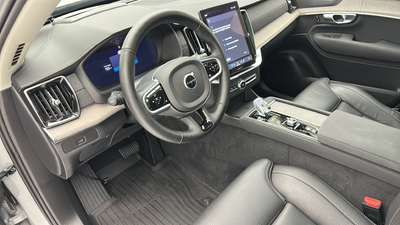 2026 Volvo XC90 B6 Ultra
