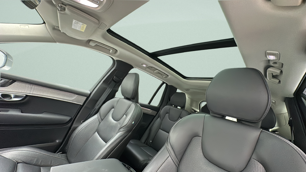 2026 Volvo XC90 B6 Ultra