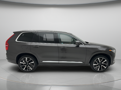 2023 Volvo XC90 B6 Plus 7-Seater