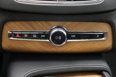 2023 Volvo XC90 B6 Plus 7-Seater