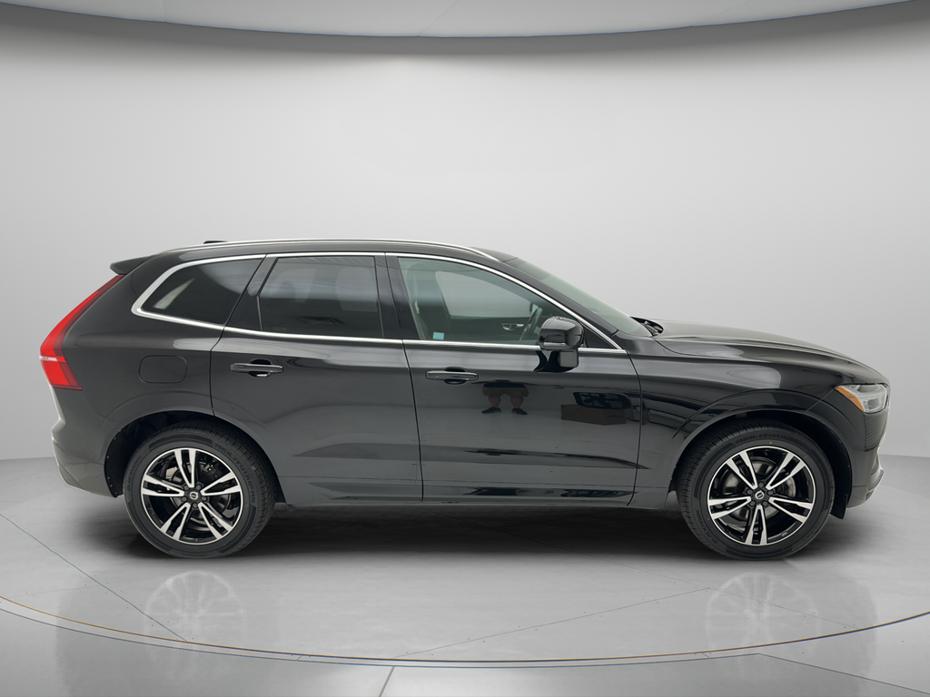 2020 Volvo XC60 T5 Momentum