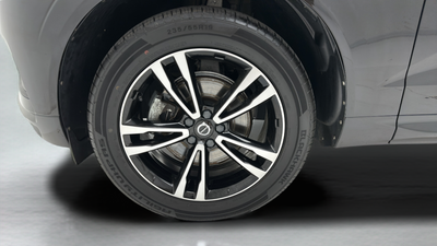 2020 Volvo XC60 T5 Momentum