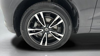 2020 Volvo XC60 T5 Momentum