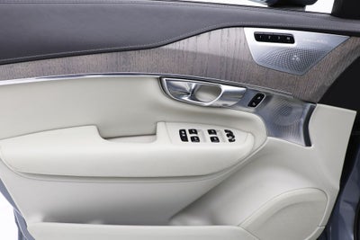 2022 Volvo XC90 T6 Inscription