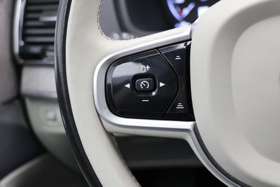 2022 Volvo XC90 T6 Inscription