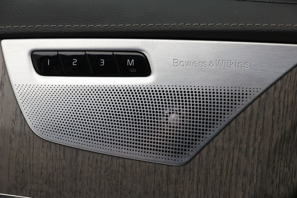 2022 Volvo XC90 T6 Inscription