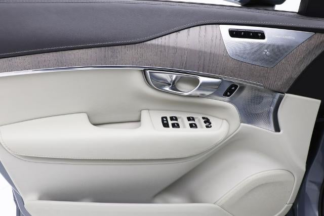 2022 Volvo XC90 T6 Inscription