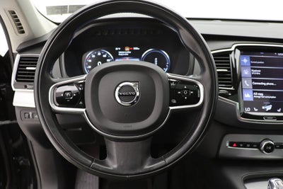 2016 Volvo XC90 Hybrid T8 Momentum