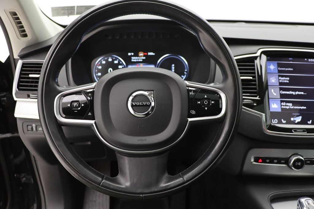 2016 Volvo XC90 Hybrid T8 Momentum