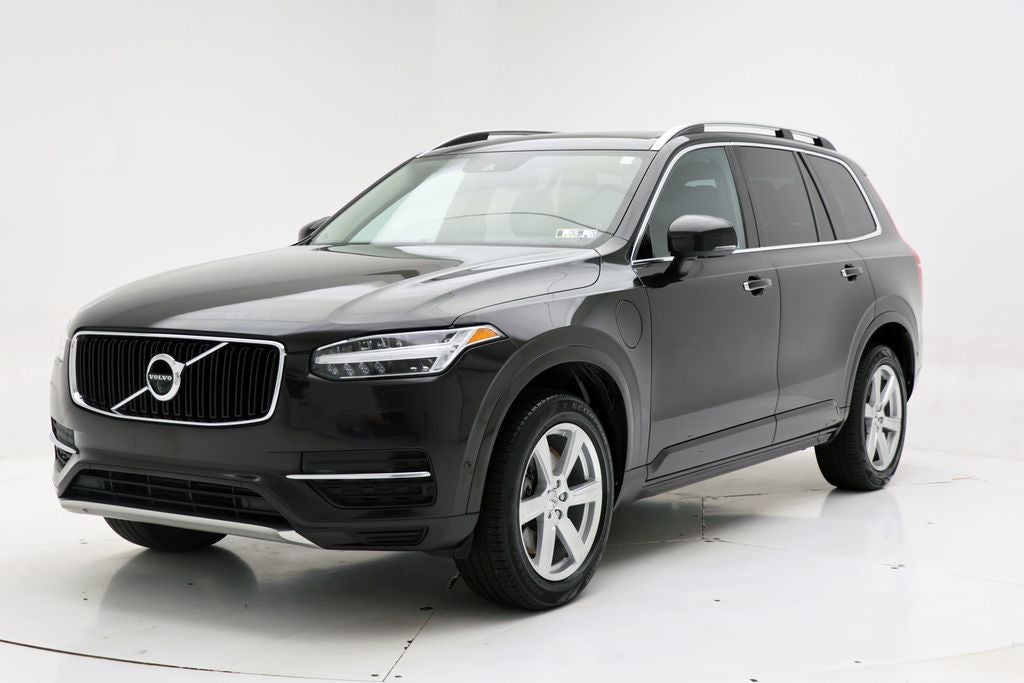 2016 Volvo XC90 Hybrid T8 Momentum