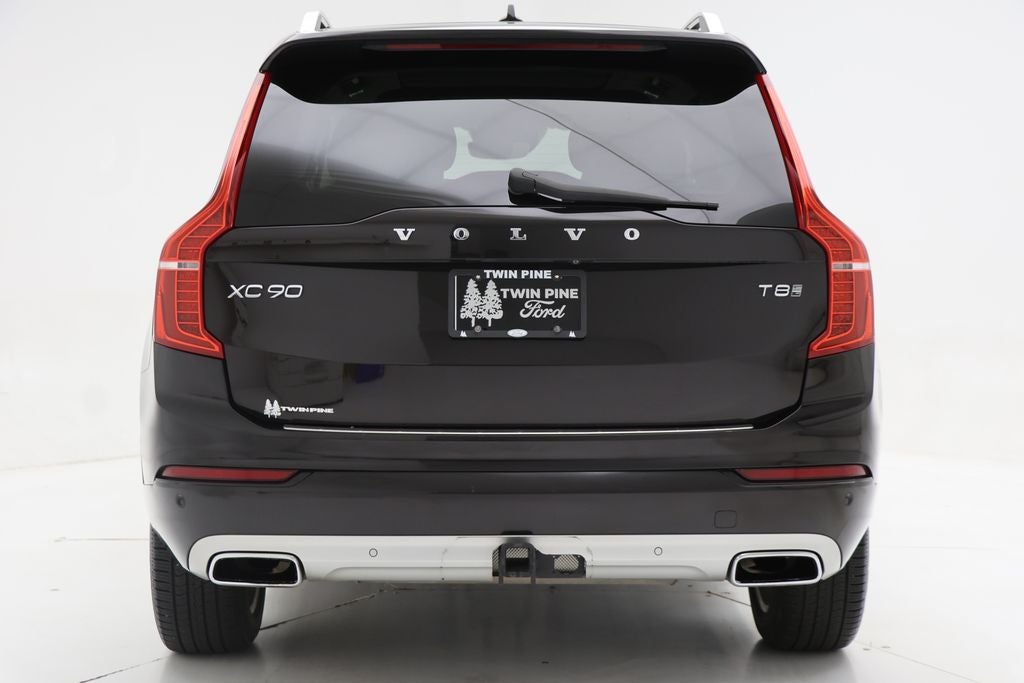 2016 Volvo XC90 Hybrid T8 Momentum