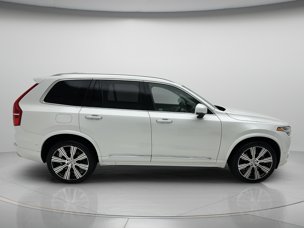 2021 Volvo XC90 Recharge Plug-In Hybrid T8 Inscription 7 Passenger