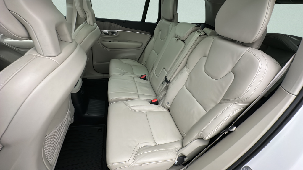 2021 Volvo XC90 Recharge Plug-In Hybrid T8 Inscription 7 Passenger