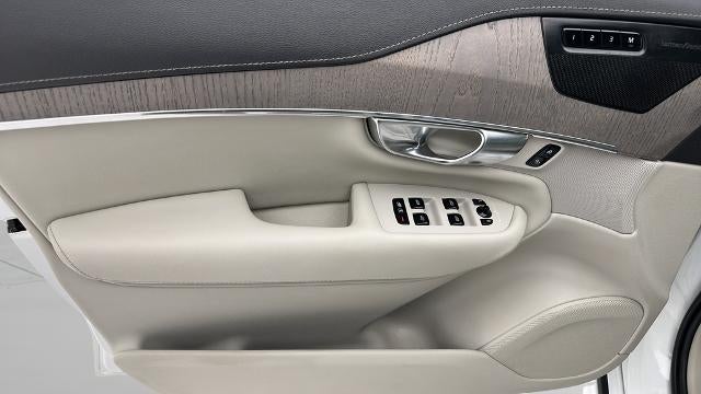 2021 Volvo XC90 Recharge Plug-In Hybrid T8 Inscription 7 Passenger