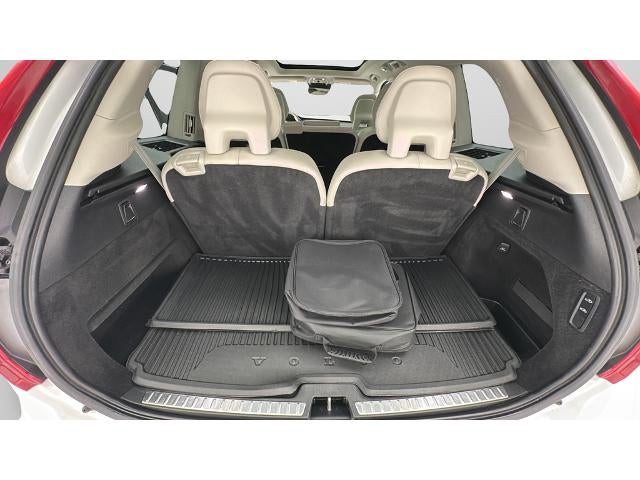 2021 Volvo XC90 Recharge Plug-In Hybrid T8 Inscription 7 Passenger