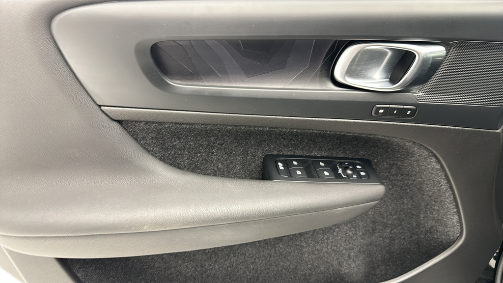 2023 Volvo C40 Recharge Pure Electric Twin Core