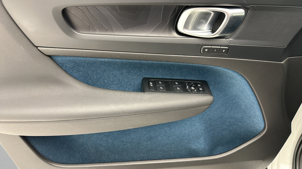 2023 Volvo XC40 Recharge Pure Electric Twin Plus