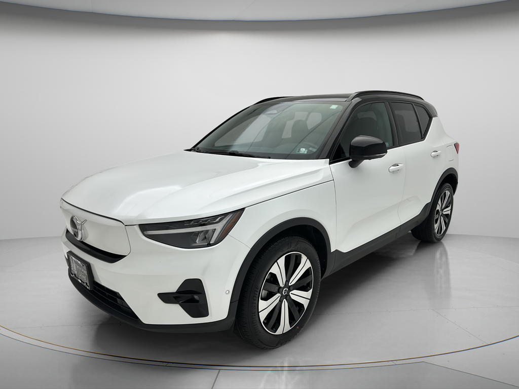 2023 Volvo XC40 Recharge Pure Electric Twin Plus