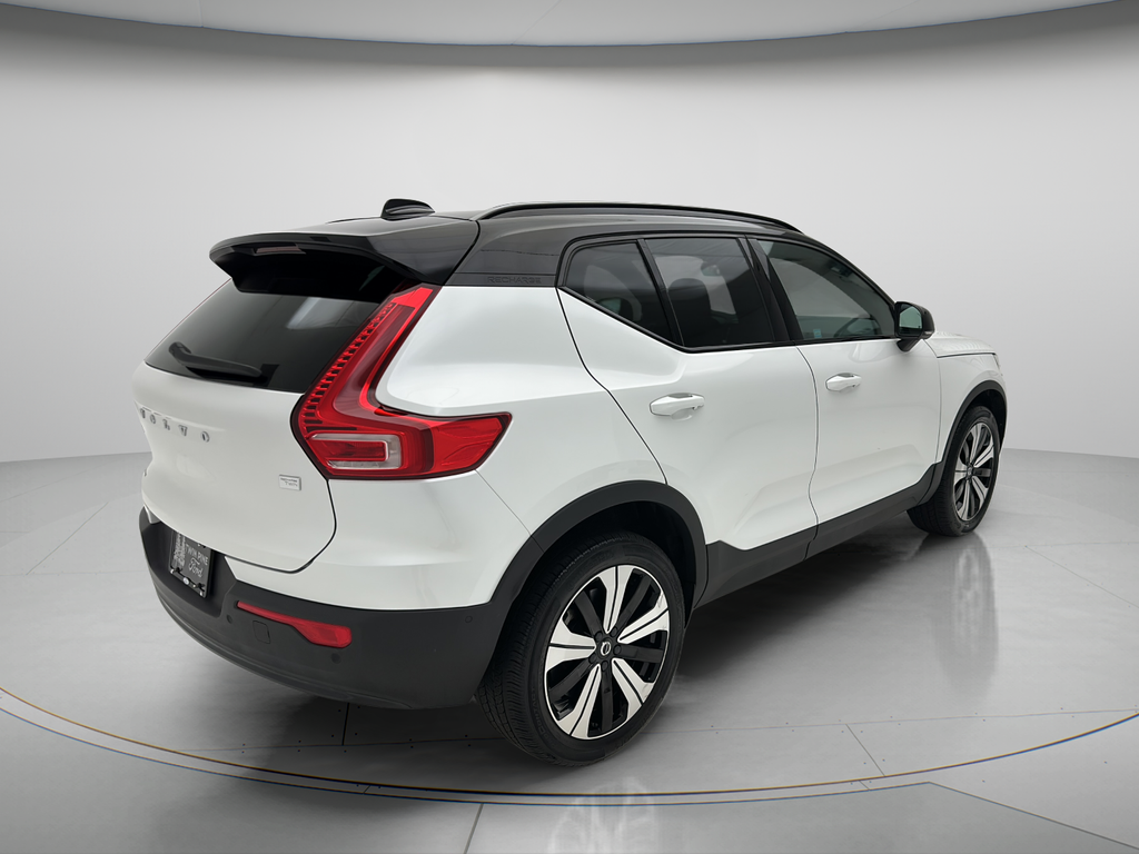 2023 Volvo XC40 Recharge Pure Electric Twin Plus