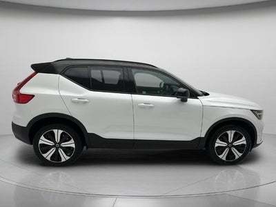 2023 Volvo XC40 Recharge Pure Electric Twin Plus