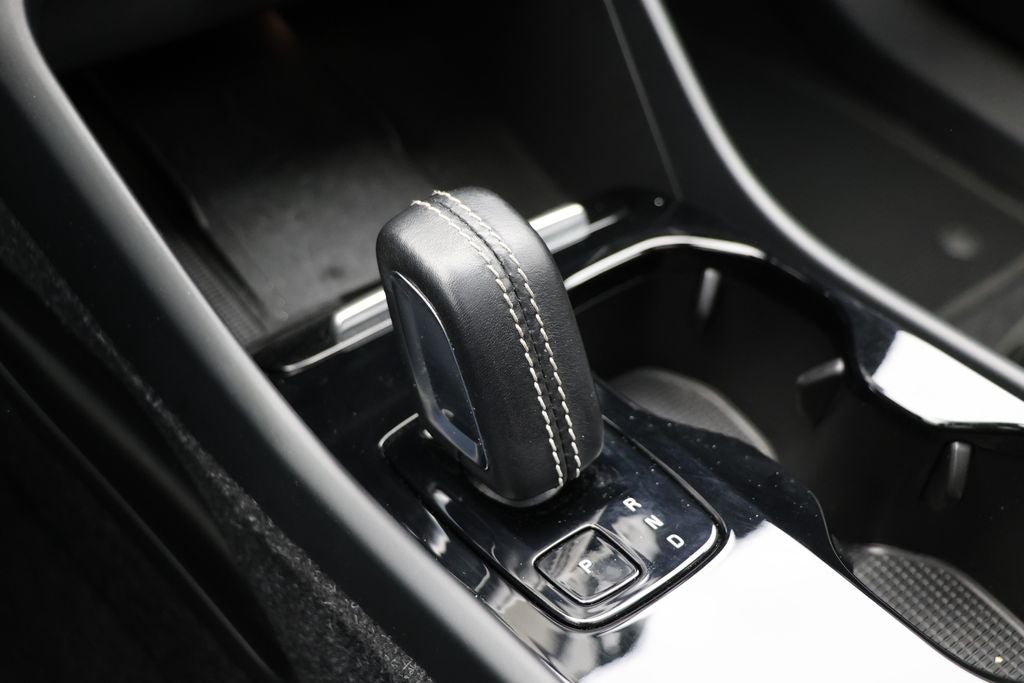 2021 Volvo XC40 Recharge Pure Electric P8