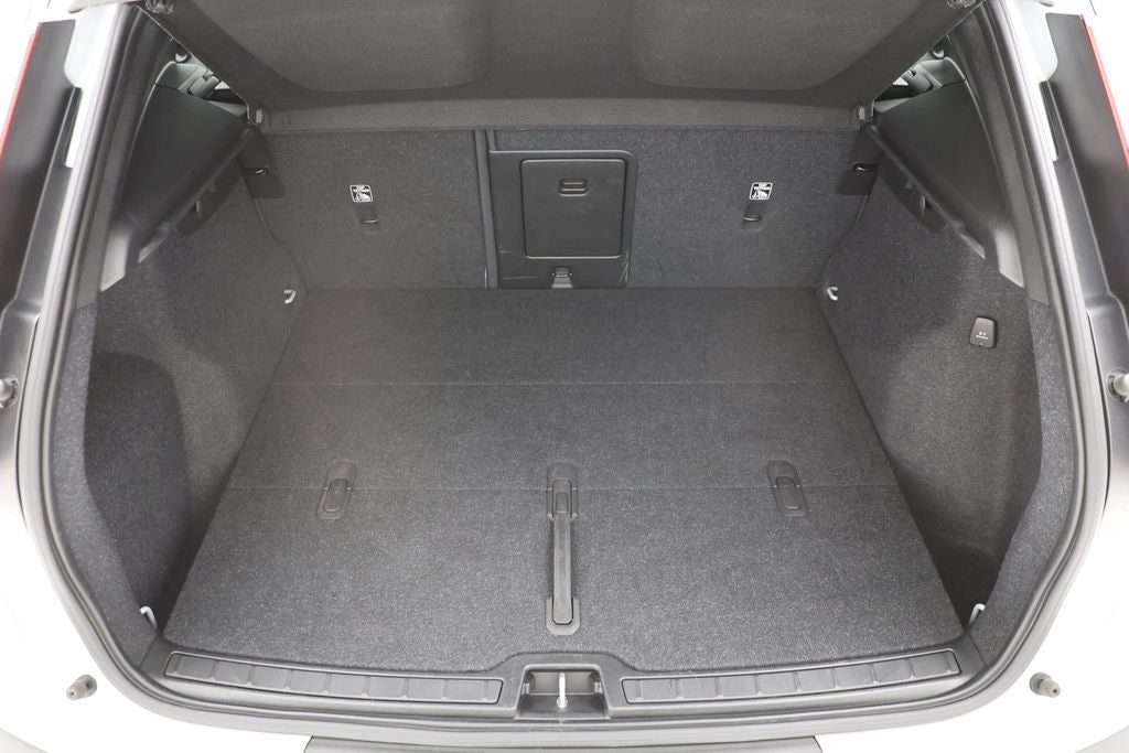 2021 Volvo XC40 Recharge Pure Electric P8