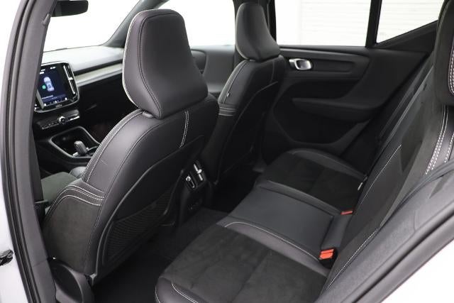 2021 Volvo XC40 Recharge Pure Electric P8