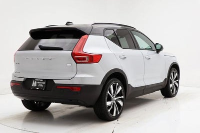 2021 Volvo XC40 Recharge Pure Electric P8
