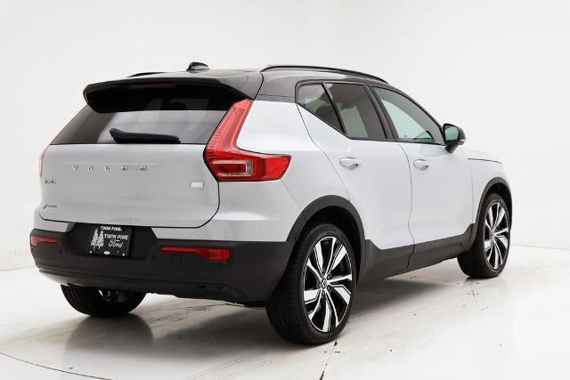 2021 Volvo XC40 Recharge Pure Electric P8