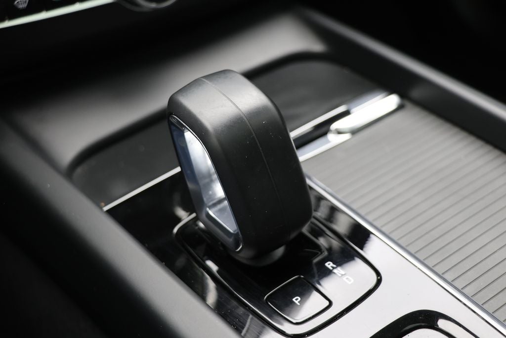 2023 Volvo XC60 B5 Core