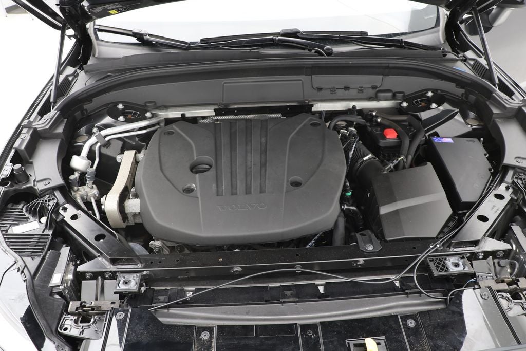 2023 Volvo XC60 B5 Core
