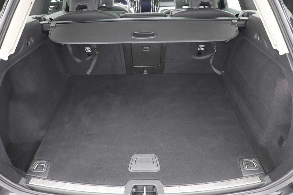 2023 Volvo XC60 B5 Core