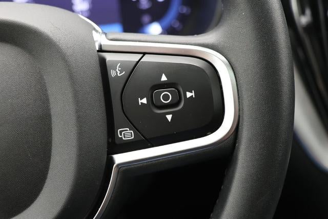 2023 Volvo XC60 B5 Core