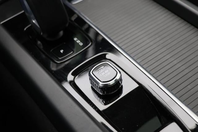 2023 Volvo XC60 B5 Core