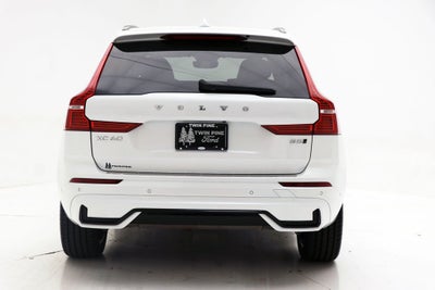 2024 Volvo XC60 B5 Plus Dark Theme