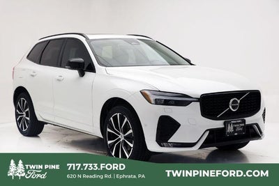 2024 Volvo XC60 B5 Plus Dark Theme