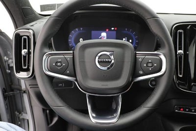 2025 Volvo XC40 B5 Plus Dark Theme