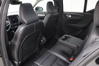 2023 Volvo XC40 B5 Plus Bright Theme