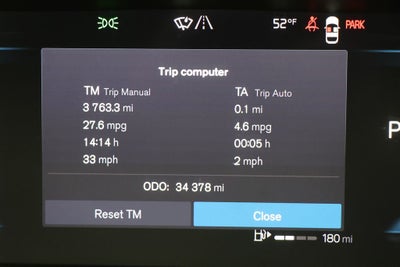 2023 Volvo XC40 B5 Plus Bright Theme