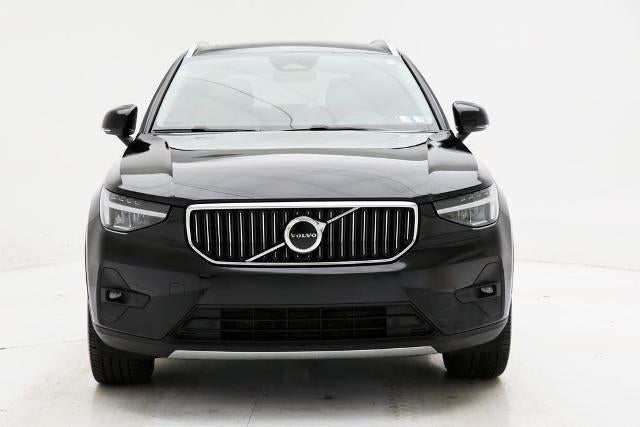 2023 Volvo XC40 B5 Plus Bright Theme